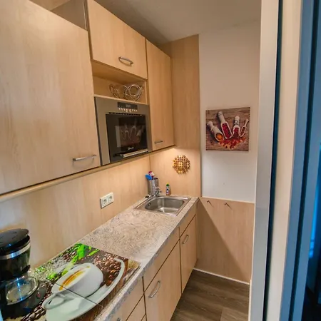 - Haus F, App 0f0906 Apartment *